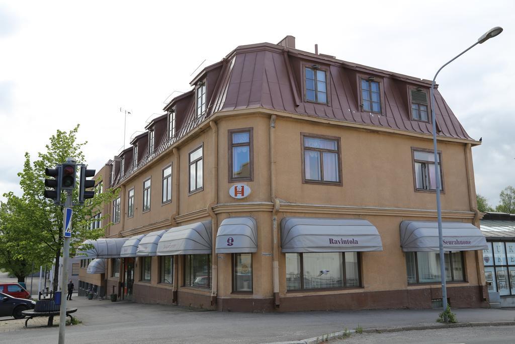 Hotelli Iisalmen Seurahuone Iisalmi Exterior photo